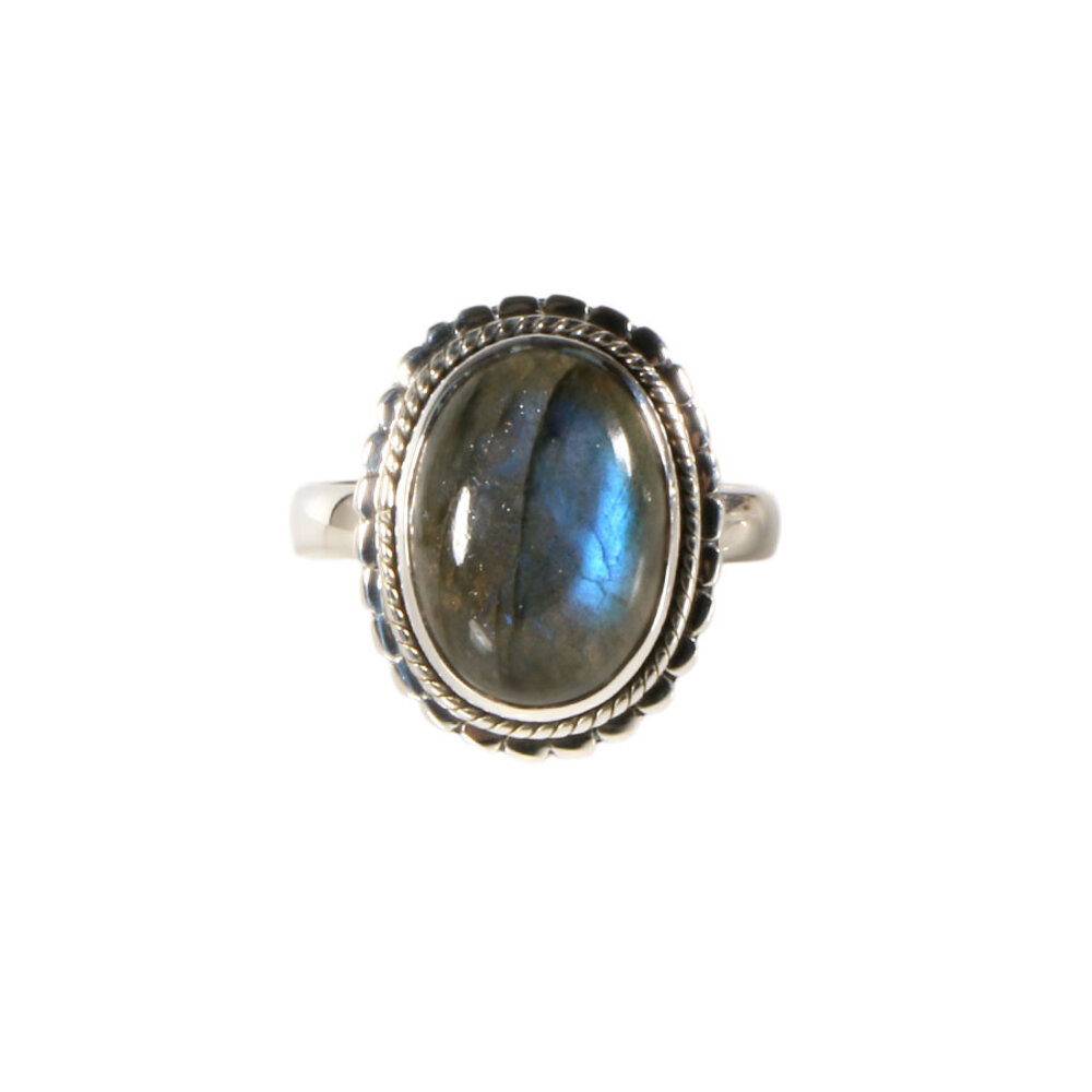 Zilveren ring labradoriet maat 19 1/2 | ovaal 14 x 10 mm bewerkte rand Zilveren ring labradoriet maat 19 1/2 | ovaal 14 x 10 mm bewerkte rand