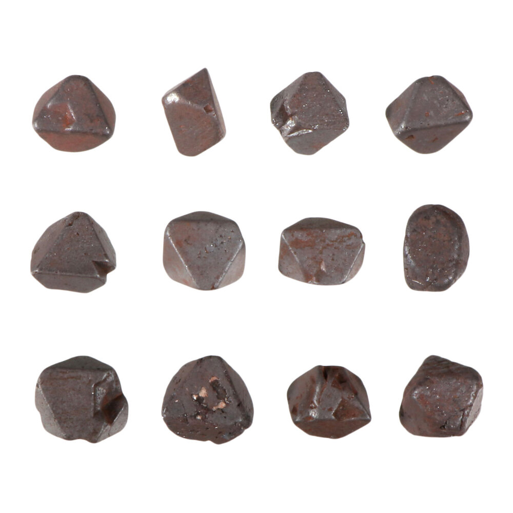 Magnetiet octaeder 3 - 6 gram Magnetiet octaeder 3 - 6 gram