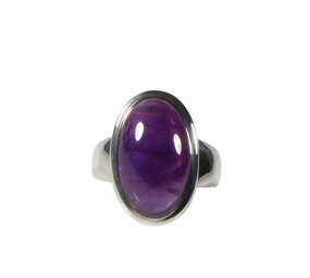 Zilveren ring amethist maat 18 | ovaal 2 x 1,2 cm Zilveren ring amethist maat 18 | ovaal 2 x 1,2 cm