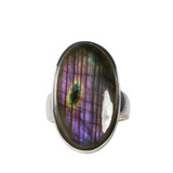 Zilveren ring labradoriet maat 19 | ovaal 2,7 x 1,6 cm Zilveren ring labradoriet maat 19 | ovaal 2,7 x 1,6 cm