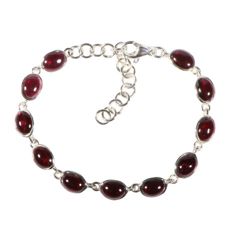 Zilveren armband granaat ovaal 8 x 6 mm Zilveren armband granaat ovaal 8 x 6 mm