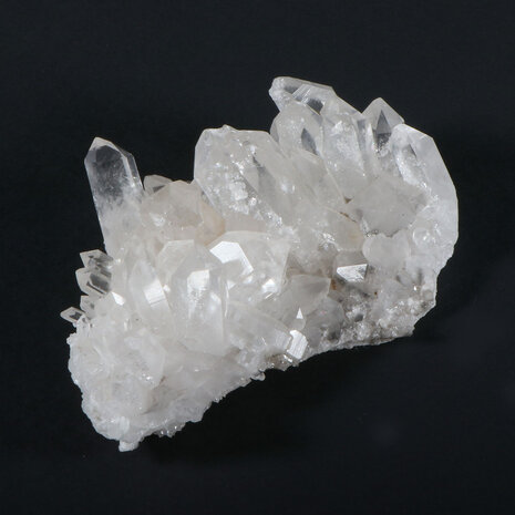 Bergkristal (Arkansas) cluster 15 x 10 x 5 cm | 492 gram Bergkristal (Arkansas) cluster 15 x 10 x 5 cm | 492 gram