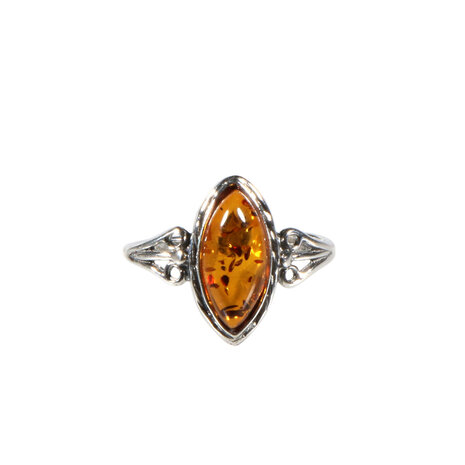 Zilveren ring barnsteen maat 18 | markies 13 x 6 mm Zilveren ring barnsteen maat 18 | markies 13 x 6 mm