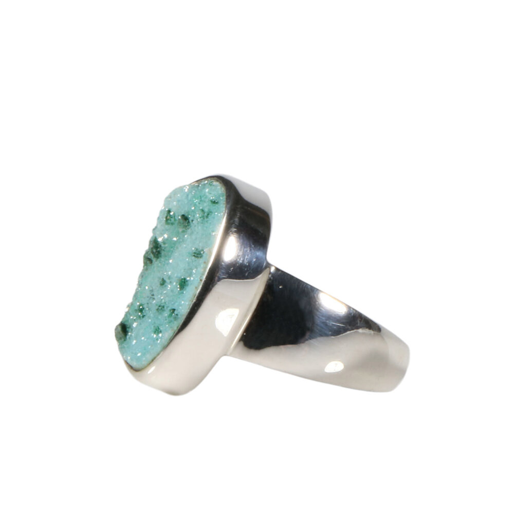 Zilveren ring chrysocolla (drusy) maat 17 1/2 | ovaal 1,8 x 1,4 cm Zilveren ring chrysocolla (drusy) maat 17 1/2 | ovaal 1,8 x 1,4 cm