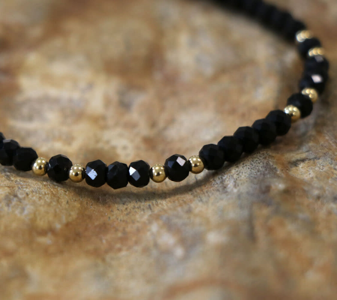 Toermalijn (zwart) gold filled armband | 4 x 3 mm facet rondelles Toermalijn (zwart) gold filled armband | 4 x 3 mm facet rondelles