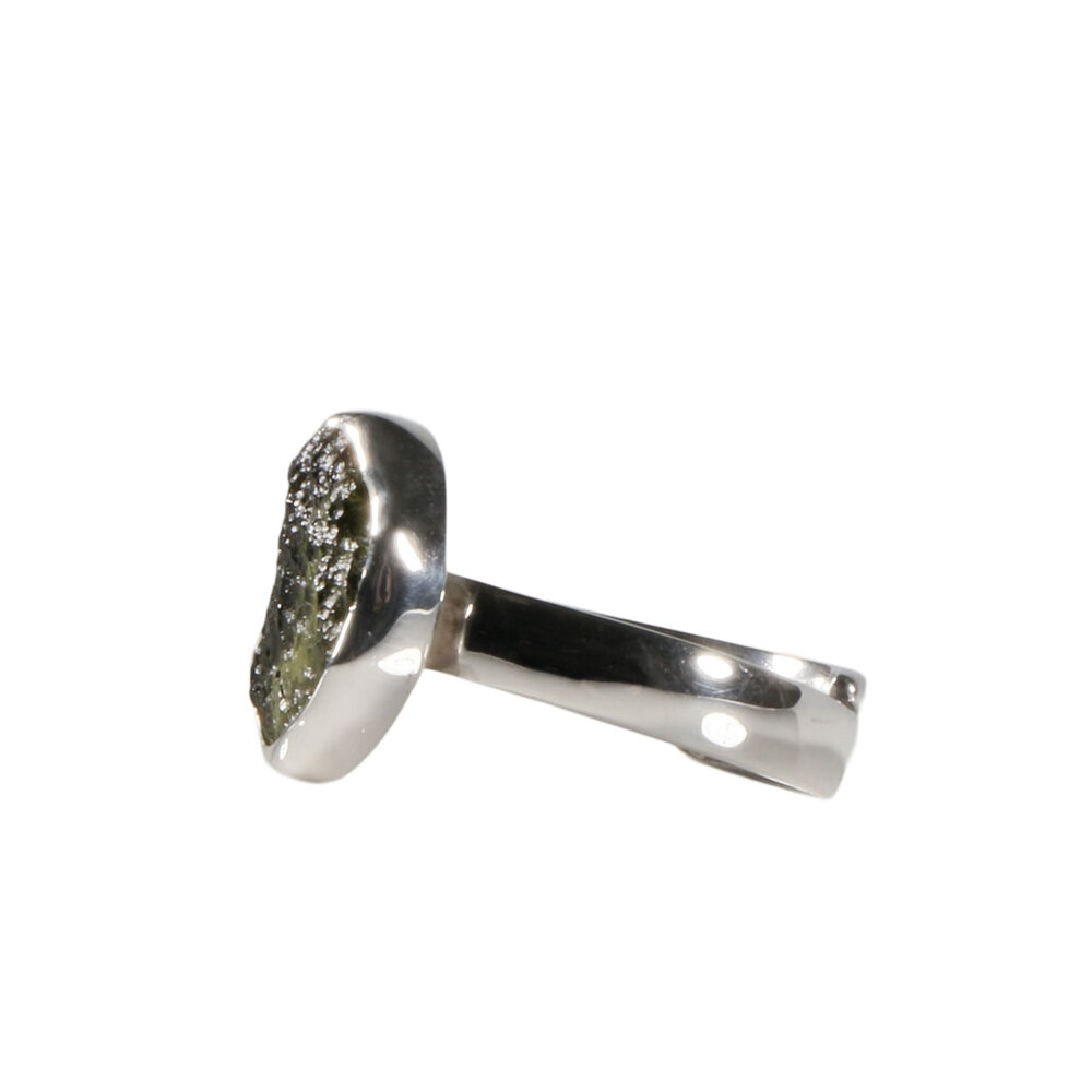 Zilveren ring moldaviet maat 18 (verstelbaar) | ruw 1,3 x 0,9 cm Zilveren ring moldaviet maat 18 (verstelbaar) | ruw 1,3 x 0,9 cm