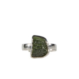 Zilveren ring moldaviet maat 18 (verstelbaar) | ruw 1,2 x 0,9 cm Zilveren ring moldaviet maat 18 (verstelbaar) | ruw 1,2 x 0,9 cm