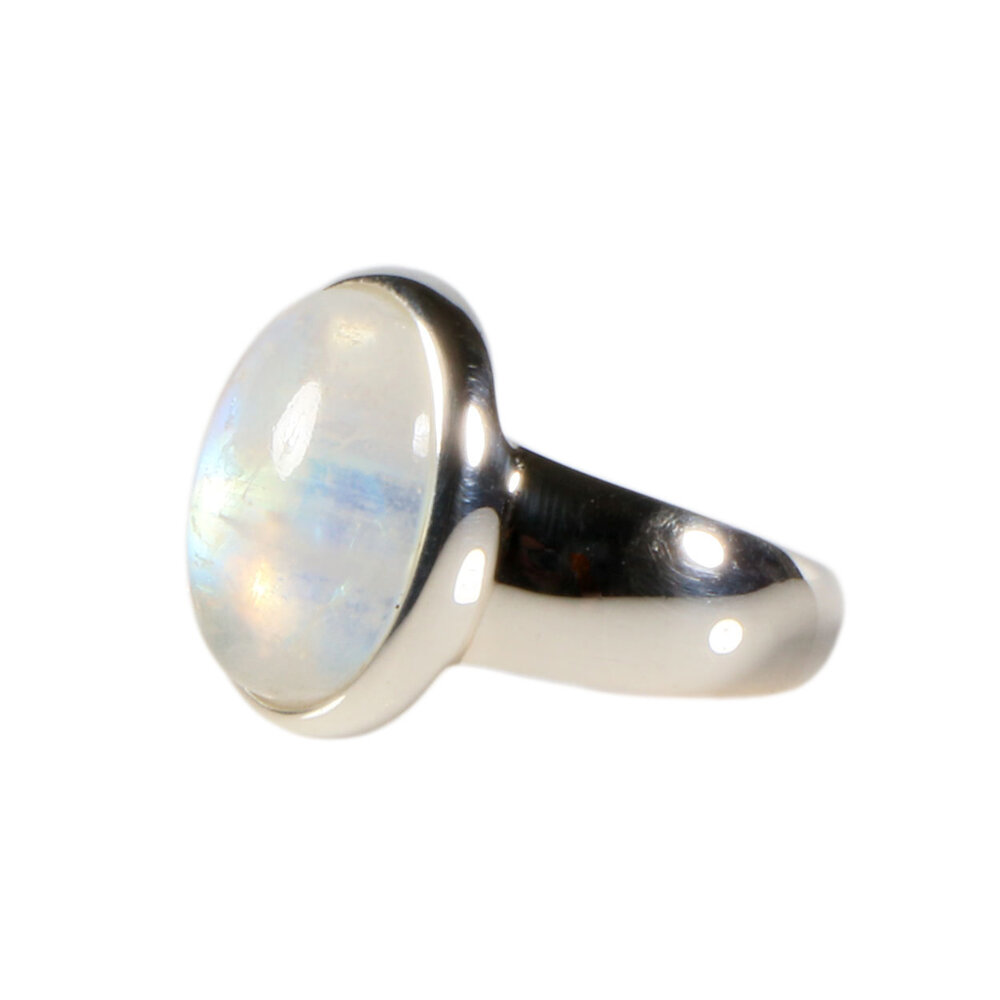 Zilveren ring maansteen (regenboog) maat 18 | ovaal 1,5 x 1,1 cm Zilveren ring maansteen (regenboog) maat 18 | ovaal 1,5 x 1,1 cm