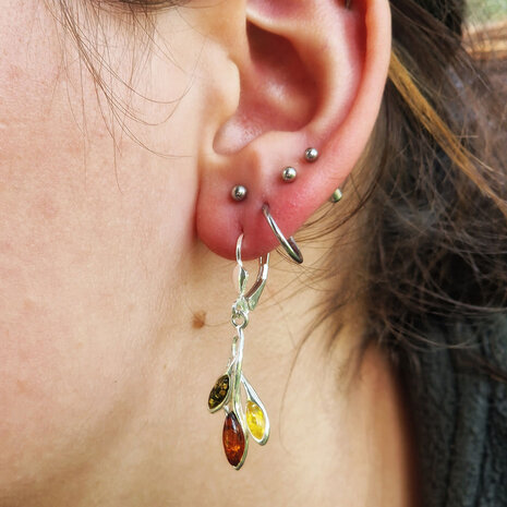 Zilveren oorbellen barnsteen | blaadjes 3 kleuren