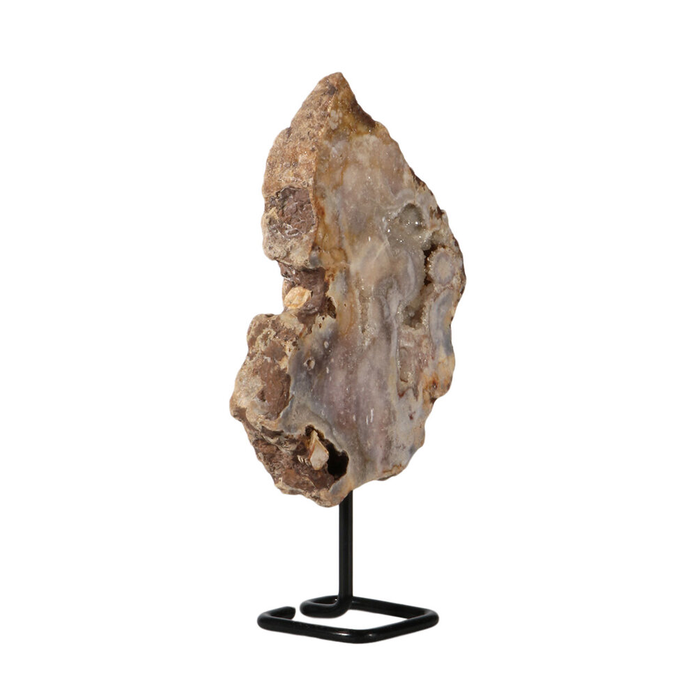 Amethist (roze) op standaard 17,5 x 14 x 3 cm | 890 gram Amethist (roze) op standaard 17,5 x 14 x 3 cm | 890 gram