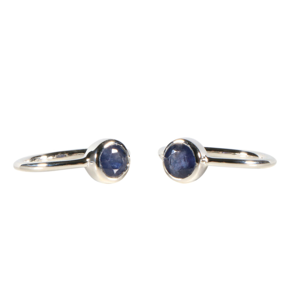 Zilveren ring saffier maat 17 1/2 | rond facet 6 mm