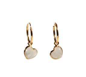 Vergulde oorbellen maansteen (regenboog) | hartjes 8 x 8 mm