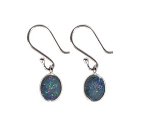 Zilveren oorbellen opaal (Australië) doublet | ovaal 9 x 7 mm Zilveren oorbellen opaal (Australië) doublet | ovaal 9 x 7 mm