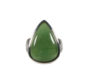 Zilveren ring jade 18 1/4 | druppel 2,3 x 1,6 cm Zilveren ring jade 18 1/4 | druppel 2,3 x 1,6 cm
