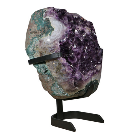 Amethist geode op standaard 28 x 28 x 15 cm | 16,38 kg Amethist geode op standaard 28 x 28 x 15 cm | 16,38 kg