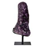 Amethist cluster op standaard 33 x 15,5 x 13 cm | 6210 gram Amethist cluster op standaard 33 x 15,5 x 13 cm | 6210 gram