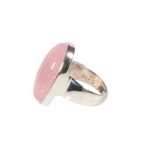 Zilveren ring rozenkwarts maat 16 1/2 | ovaal 2,3 x 1,5 cm Zilveren ring rozenkwarts maat 16 1/2 | ovaal 2,3 x 1,5 cm