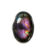 Zilveren ring labradoriet maat 19 | ovaal 2,9 x 1,9 cm Zilveren ring labradoriet maat 19 | ovaal 2,9 x 1,9 cm