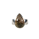 Zilveren ring sjamaankwarts maat 17 1/2 | druppel 1,7 x 1,1 cm