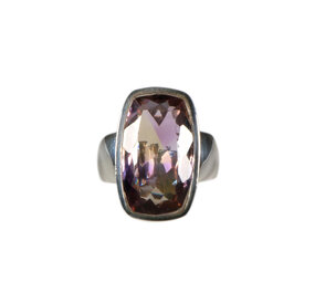 Zilveren ring ametrien maat 18 | rechthoek facet 1,9 x 1,1 cm Zilveren ring ametrien maat 18 | rechthoek facet 1,9 x 1,1 cm
