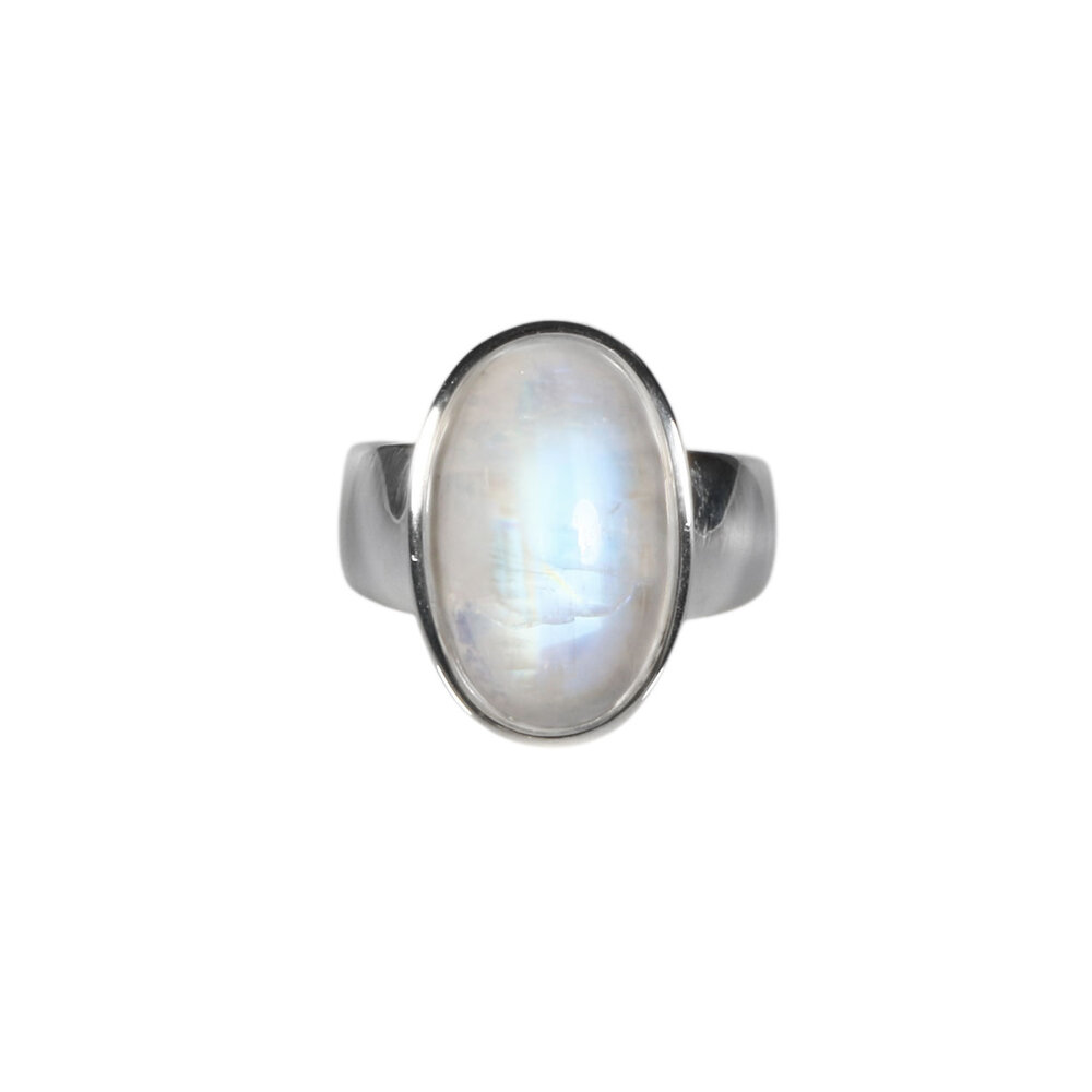 Zilveren ring maansteen (regenboog) maat 17 1/2 | ovaal 1,7 x 1,1 cm Zilveren ring maansteen (regenboog) maat 17 1/2 | ovaal 1,7 x 1,1 cm