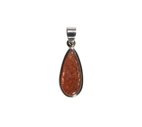 Zilveren hanger zonnesteen | druppel 2,2 x 1 cm Zilveren hanger zonnesteen | druppel 2,2 x 1 cm