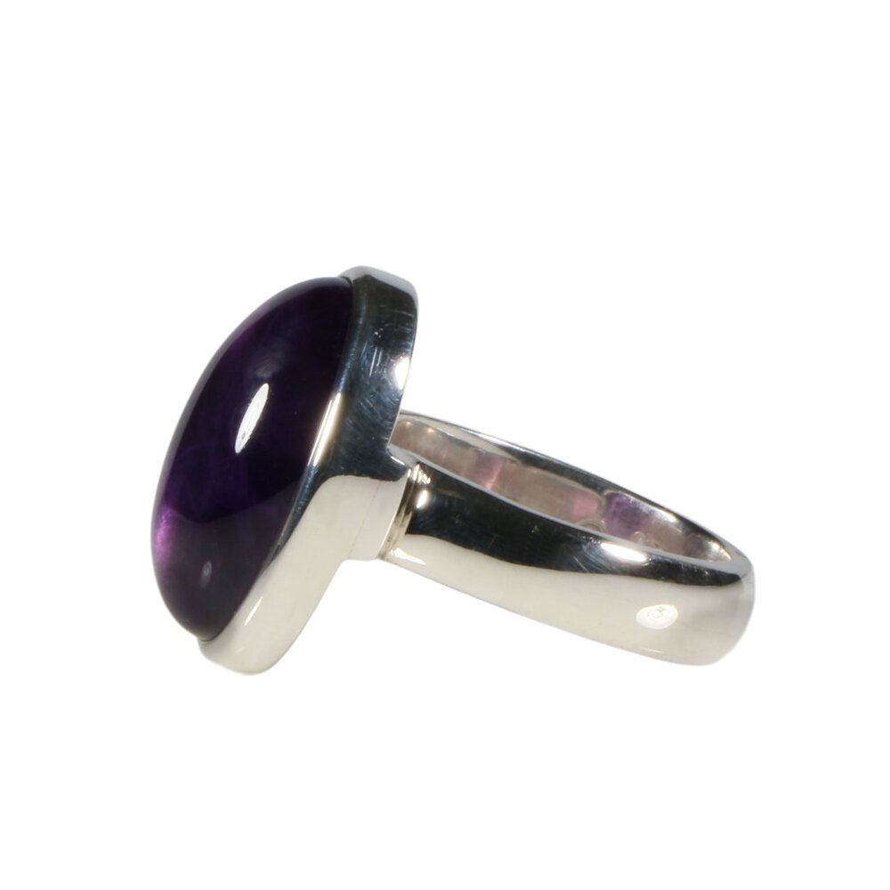 Zilveren ring amethist maat 18 | ovaal 1,8 x 1,4 cm Zilveren ring amethist maat 18 | ovaal 1,8 x 1,4 cm