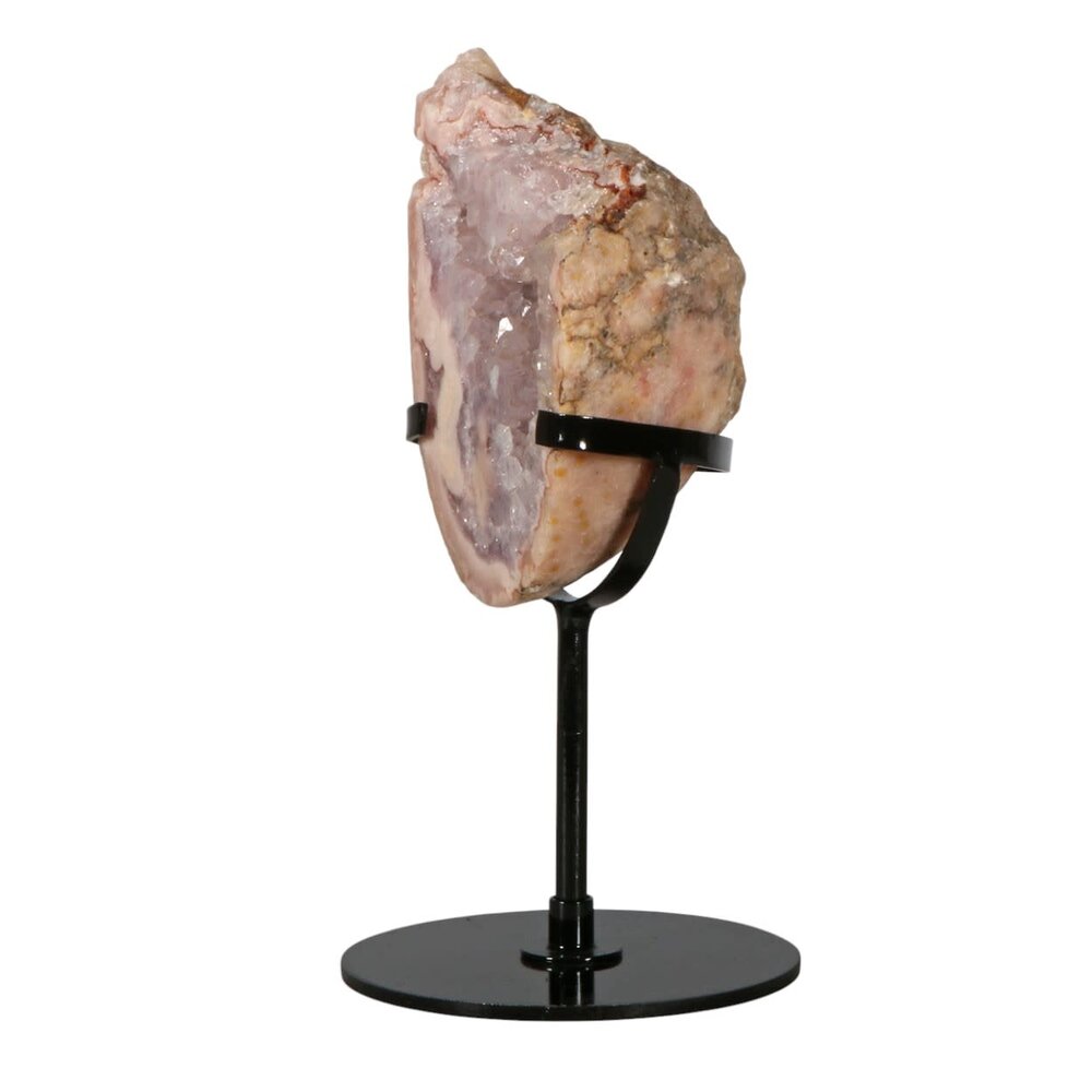 Amethist (roze) A-kwaliteit op standaard 8,5 x 7,5 x 5 cm | 502 gram Amethist (roze) A-kwaliteit op standaard 8,5 x 7,5 x 5 cm | 502 gram