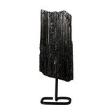 Toermalijn (zwart) ruw op standaard 16,5 x 7,5 x 6,5 cm | 1797 gram Toermalijn (zwart) ruw op standaard 16,5 x 7,5 x 6,5 cm | 1797 gram