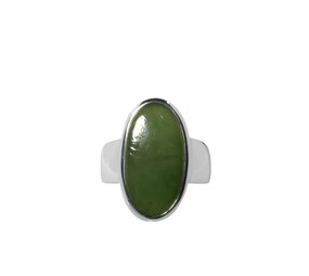 Zilveren ring jade maat 17 1/2 | ovaal 2 x 1,1 cm Zilveren ring jade maat 17 1/2 | ovaal 2 x 1,1 cm