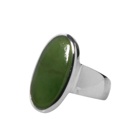 Zilveren ring jade maat 17 1/2 | ovaal 2 x 1,1 cm Zilveren ring jade maat 17 1/2 | ovaal 2 x 1,1 cm