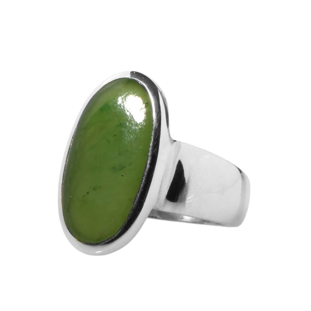 Zilveren ring jade maat 17 1/2 | ovaal 1,9 x 1 cm Zilveren ring jade maat 17 1/2 | ovaal 1,9 x 1 cm