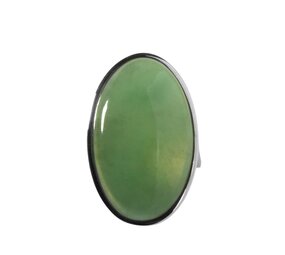 Zilveren ring jade maat 19 | ovaal 2,9 x 1,7 cm Zilveren ring jade maat 19 | ovaal 2,9 x 1,7 cm