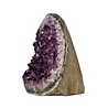 Amethist cluster 10 x 7,5 x 6,5 cm | 786 gram Amethist cluster 10 x 7,5 x 6,5 cm | 786 gram