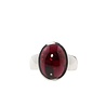 Zilveren ring granaat maat 18 1/2 | ovaal 1,5 x 1,2 cm Zilveren ring granaat maat 18 1/2 | ovaal 1,5 x 1,2 cm