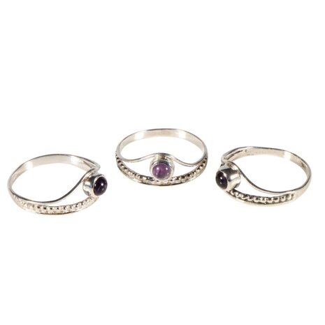 Zilveren ring amethist maat 16 | rond boogje Zilveren ring amethist maat 16 | rond boogje