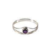 Zilveren ring amethist maat 19 | rond facet boogje Zilveren ring amethist maat 19 | rond facet boogje