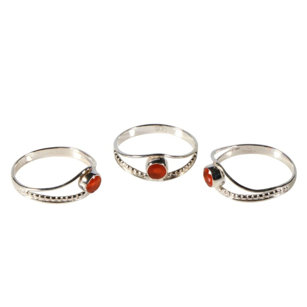 Zilveren ring carneool maat 16 1/2 | rond facet boogje