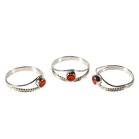 Zilveren ring carneool maat 16 1/2 | rond facet boogje