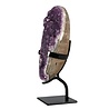 Amethist cluster op standaard 19 x 8 x 4 cm | 1645 gram Amethist cluster op standaard 19 x 8 x 4 cm | 1645 gram