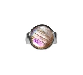 Zilveren ring labradoriet maat 18 | rond 1,4 cm Zilveren ring labradoriet maat 18 | rond 1,4 cm