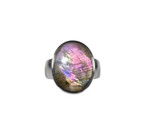Zilveren ring labradoriet maat 17 1/2 | ovaal 1,8 x 1,4 cm Zilveren ring labradoriet maat 17 1/2 | ovaal 1,8 x 1,4 cm
