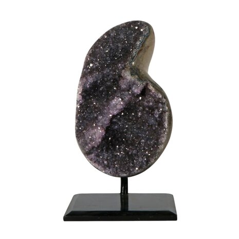 Amethist cluster op standaard 17 x 7 x 4,5 cm | 1590 gram Amethist cluster op standaard 17 x 7 x 4,5 cm | 1590 gram