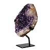 Amethist cluster op standaard 18,5 x 12,5 x 3 cm | 2243 gram Amethist cluster op standaard 18,5 x 12,5 x 3 cm | 2243 gram