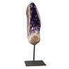 Amethist cluster op standaard 18,5 x 4 x 8,5 cm | 2872 gram Amethist cluster op standaard 18,5 x 4 x 8,5 cm | 2872 gram