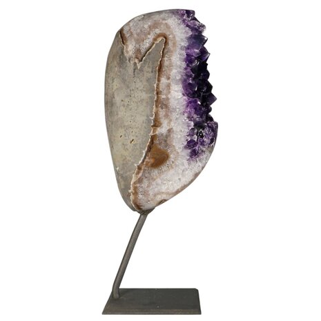 Amethist cluster op standaard 18,5 x 4 x 8,5 cm | 2872 gram Amethist cluster op standaard 18,5 x 4 x 8,5 cm | 2872 gram