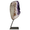 Amethist cluster op standaard 18,5 x 4 x 8,5 cm | 2872 gram Amethist cluster op standaard 18,5 x 4 x 8,5 cm | 2872 gram