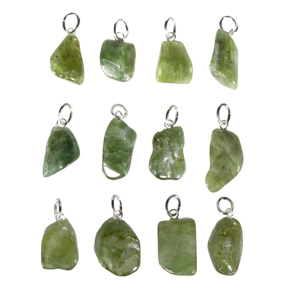 Toermalijn (groen) hanger met zilveren oogje Toermalijn (groen) hanger met zilveren oogje