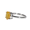 Zilveren ring saffier (geel) maat 18 1/2 | ovaal facet gezet 1 x 0,8 cm Zilveren ring saffier (geel) maat 18 1/2 | ovaal facet gezet 1 x 0,8 cm