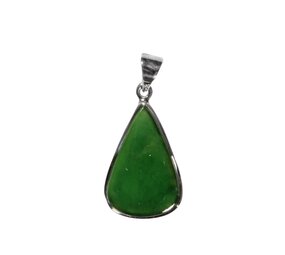 Zilveren hanger jade | druppel 2,5 x 1,6 cm